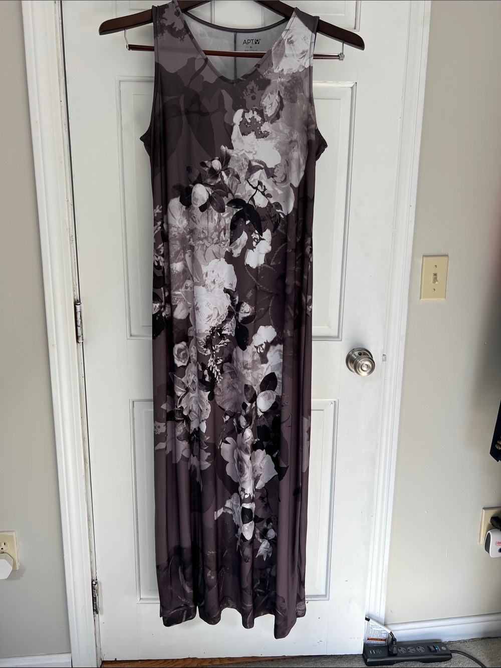 Apt. 9 Sleeveless Floral Maxi Dress in Plum and Ivory